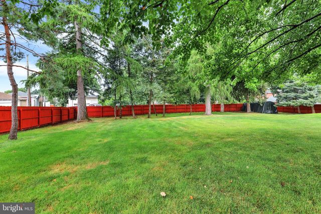 3304 KUTZTOWN RD, Reading, PA 19605