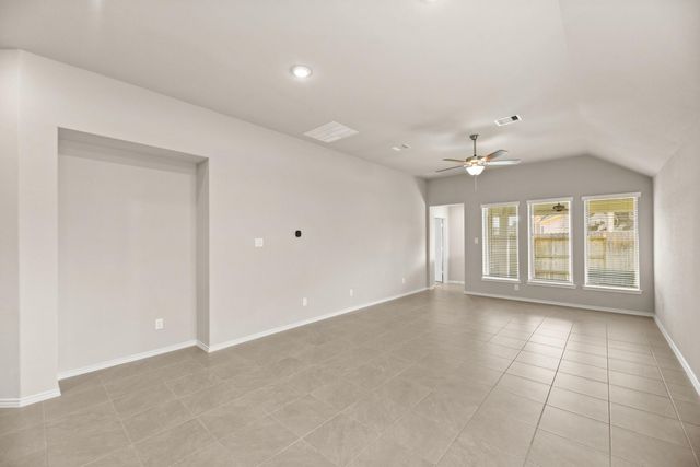 1330 Lakeside Creek Rd, Magnolia, TX 77354