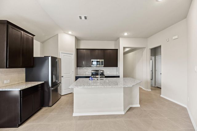 1330 Lakeside Creek Rd, Magnolia, TX 77354