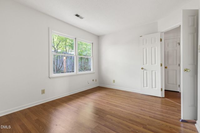 101 Standish Drive, Chapel Hill, NC 27517