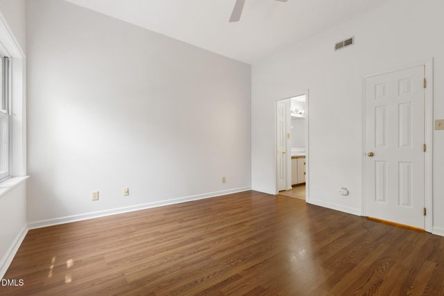 101 Standish Drive, Chapel Hill, NC 27517