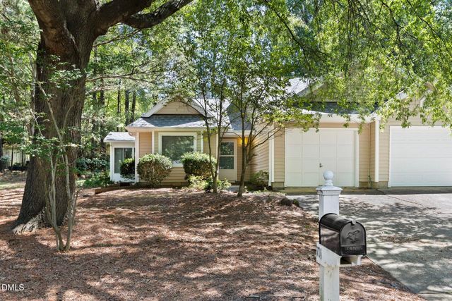 101 Standish Drive, Chapel Hill, NC 27517