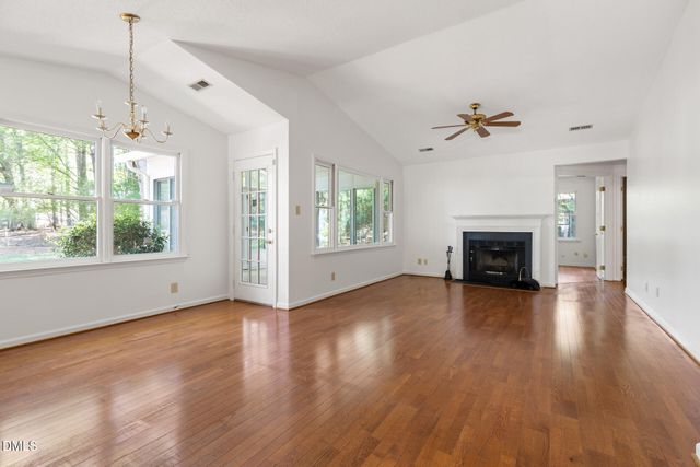 101 Standish Drive, Chapel Hill, NC 27517