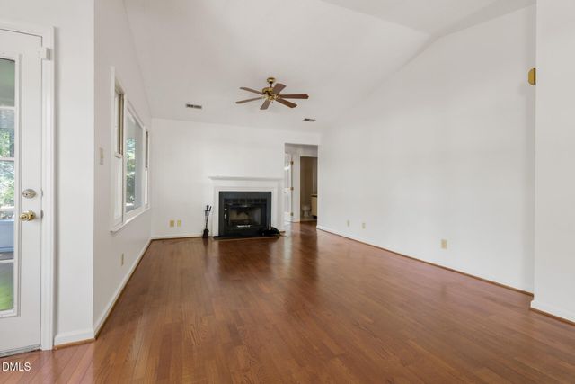 101 Standish Drive, Chapel Hill, NC 27517