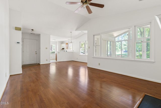 101 Standish Drive, Chapel Hill, NC 27517