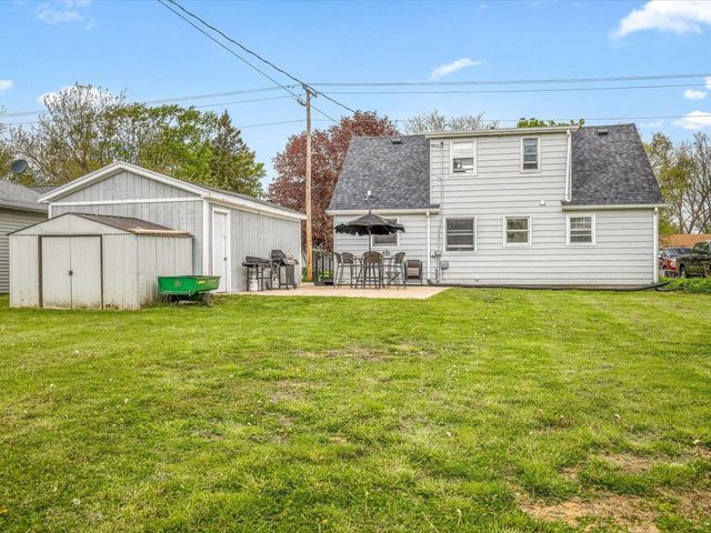 1204 E Wisconsin Street, Delavan, WI 53115