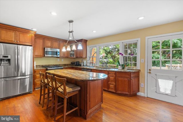 4613 LANGDRUM LN, Chevy Chase, MD 20815