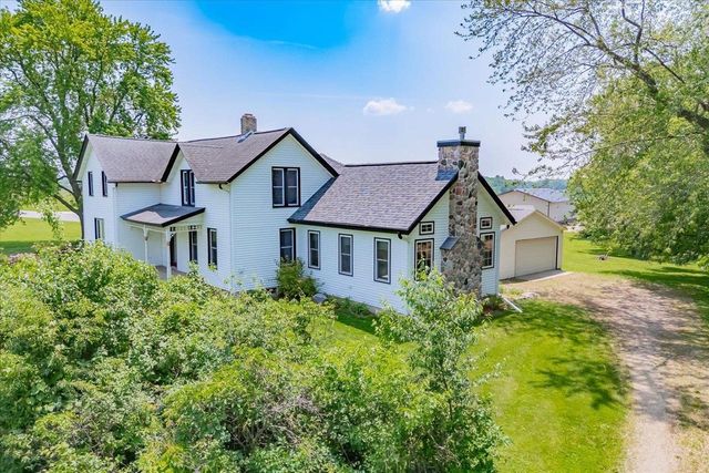 147 County Road BB, Marshall, WI 53559