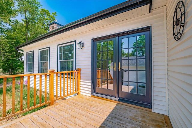 147 County Road BB, Marshall, WI 53559