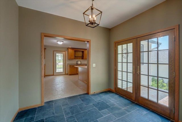 147 County Road BB, Marshall, WI 53559