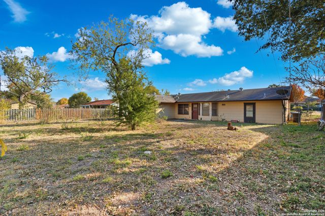 5519 CRYSTAL VALLEY ST, San Antonio, TX 78242