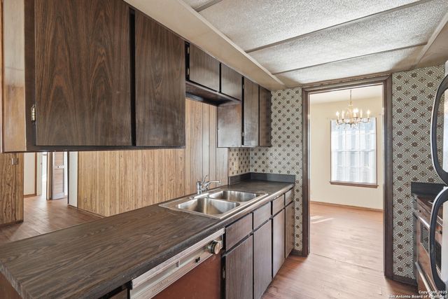 5519 CRYSTAL VALLEY ST, San Antonio, TX 78242