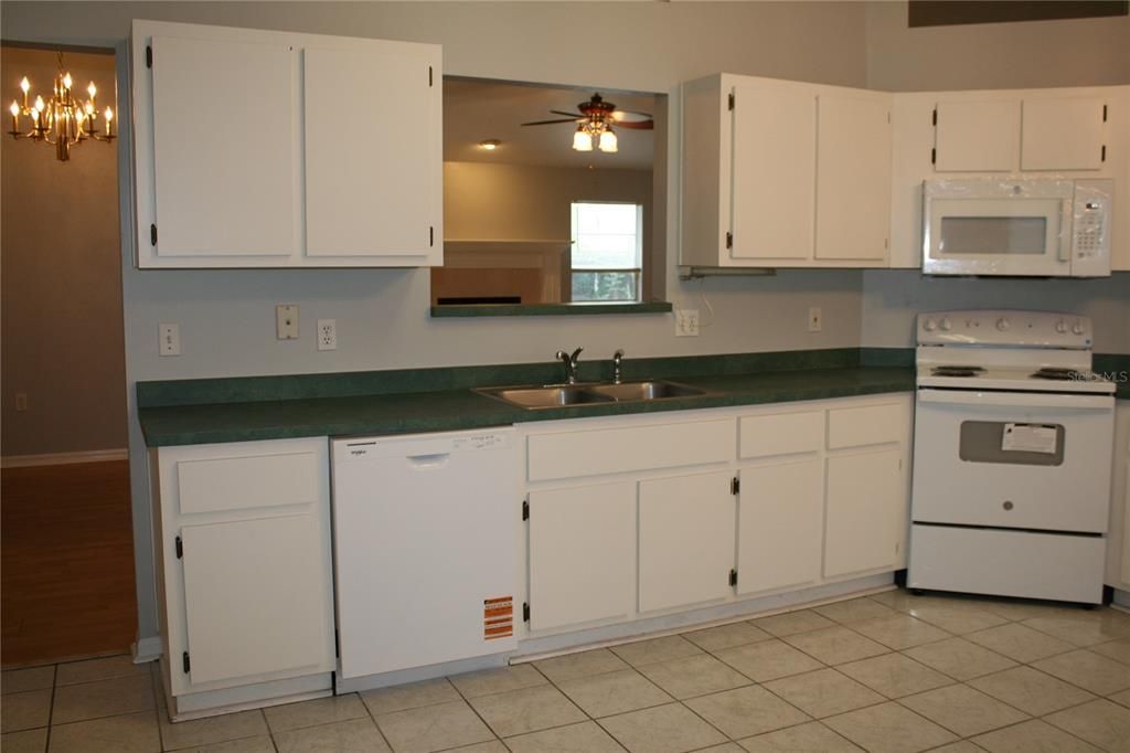 Image 14 of property listing at 4201 NW 60TH AVENUE, Gainesville, FL 32653