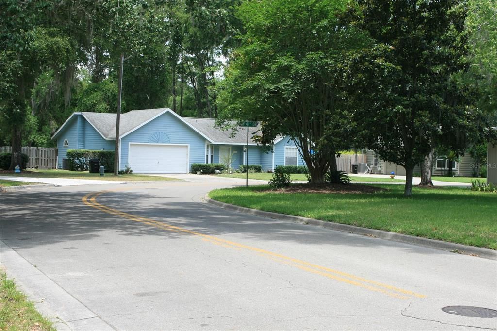 Image 44 of property listing at 4201 NW 60TH AVENUE, Gainesville, FL 32653