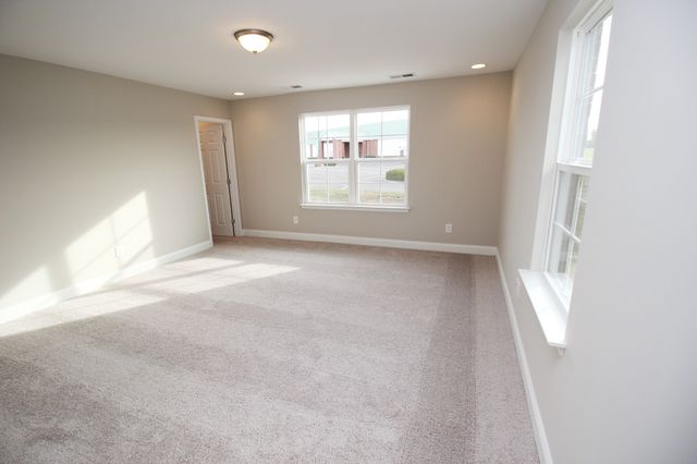 153 Grandstand Blvd, Gallatin, TN 37066