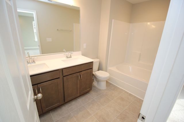 153 Grandstand Blvd, Gallatin, TN 37066