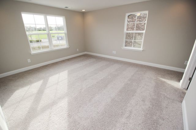 153 Grandstand Blvd, Gallatin, TN 37066