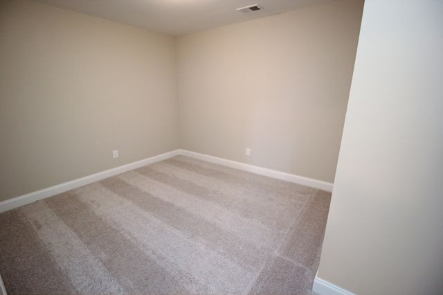 153 Grandstand Blvd, Gallatin, TN 37066