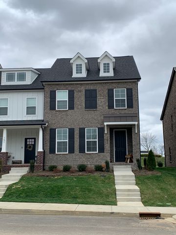 153 Grandstand Blvd, Gallatin, TN 37066
