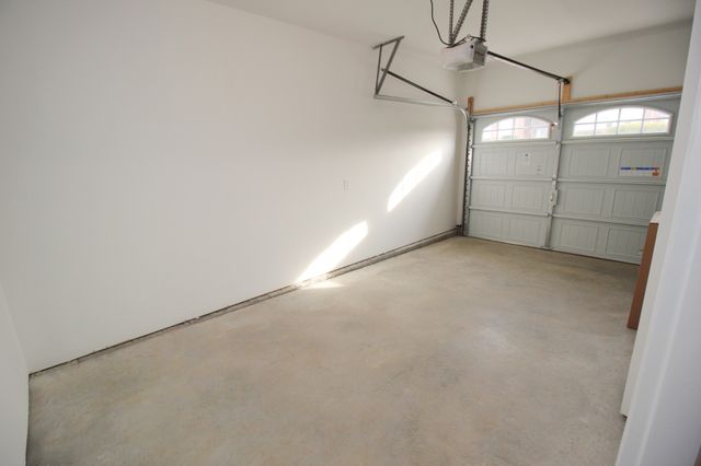153 Grandstand Blvd, Gallatin, TN 37066