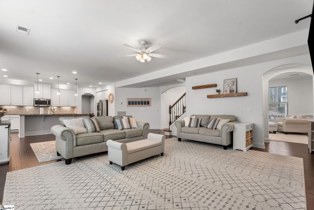 105 Woodland Chase Court, Simpsonville, SC 29681