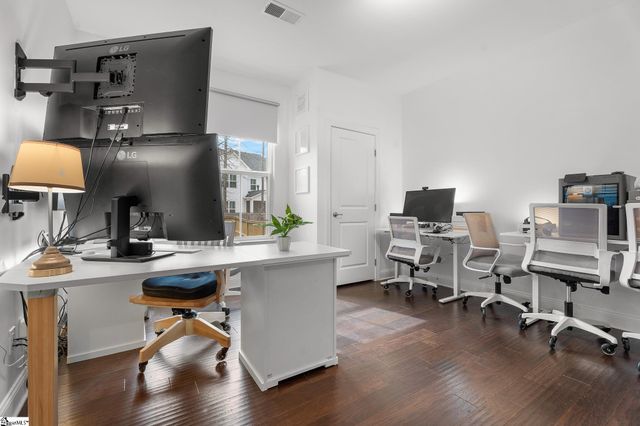 105 Woodland Chase Court, Simpsonville, SC 29681