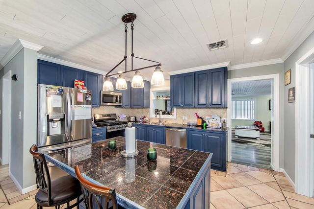 117 Retreat Drive, Bourg, LA 70343