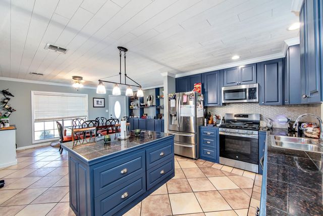 117 Retreat Drive, Bourg, LA 70343