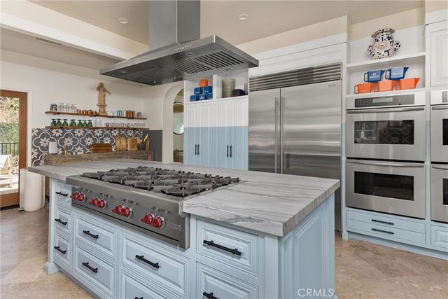 294 W Crestview Drive, Palm Springs, CA 92264