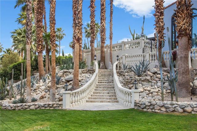 294 W Crestview Drive, Palm Springs, CA 92264