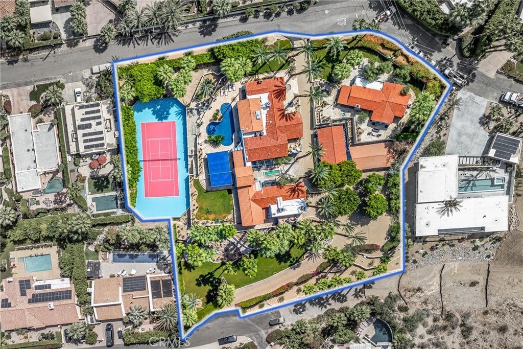 294 W Crestview Drive, Palm Springs, CA 92264
