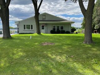 3555 Hillside ROAD, Slinger, WI 53086