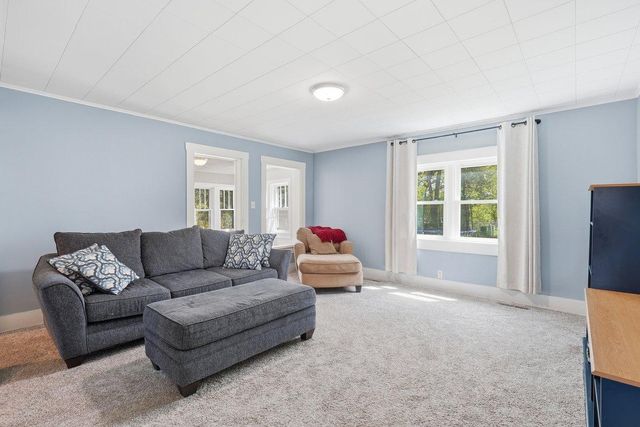 202 Hamilton Drive, River Falls, WI 54022