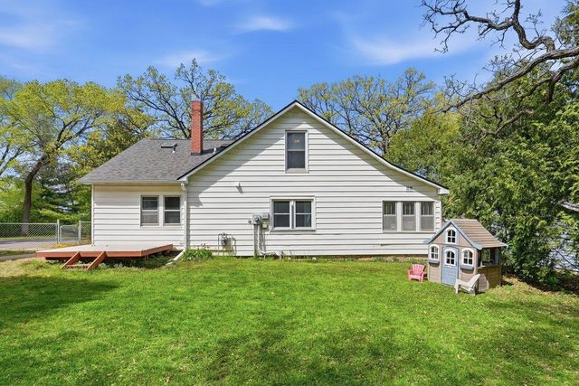 202 Hamilton Drive, River Falls, WI 54022