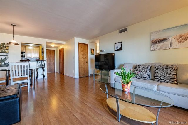 800 N PEARL 403, Denver, CO 80203