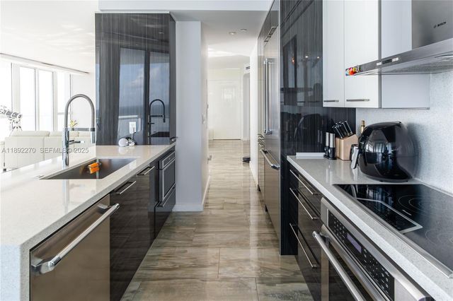 16425 Collins Avenue OS16A, Sunny Isles Beach, FL 33160