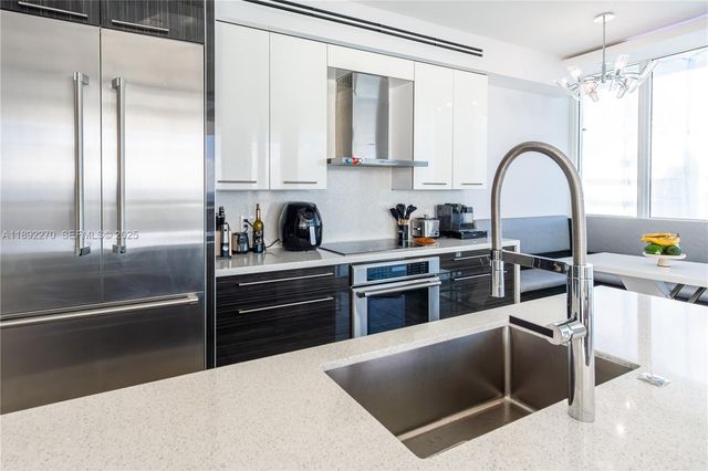 16425 Collins Avenue OS16A, Sunny Isles Beach, FL 33160