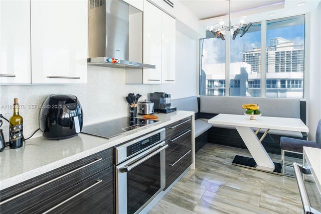 16425 Collins Avenue OS16A, Sunny Isles Beach, FL 33160