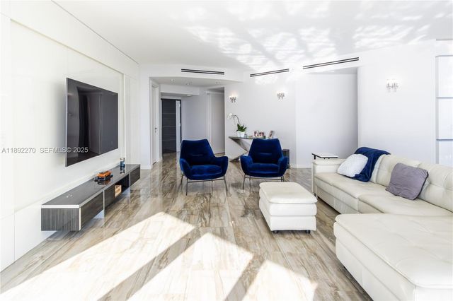 16425 Collins Avenue OS16A, Sunny Isles Beach, FL 33160