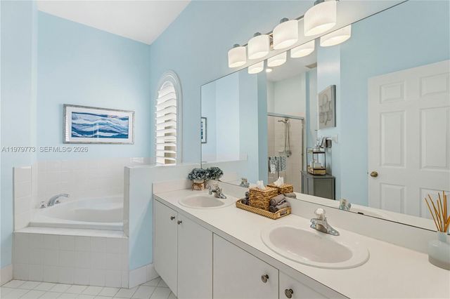 8820 SW 223rd Ter, Cutler Bay, FL 33190