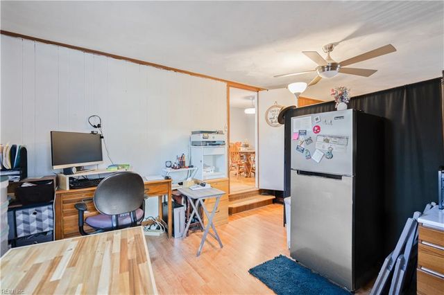 3724 Linnet LN, Portsmouth, VA 23703