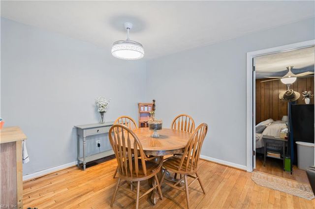 3724 Linnet LN, Portsmouth, VA 23703