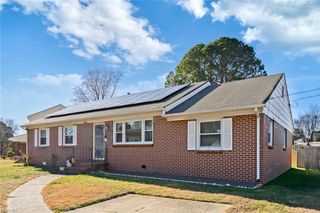 3724 Linnet LN, Portsmouth, VA 23703