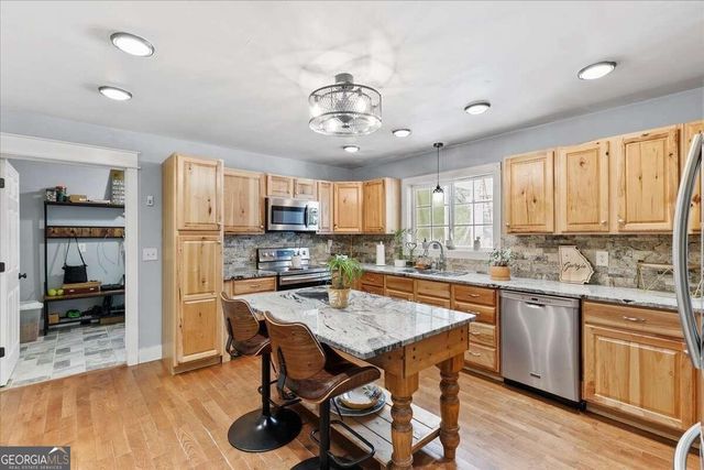 600 smith fork Drive, Demorest, GA 30535