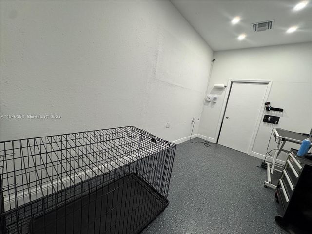 8347 NW 36th St, Doral, FL 33166