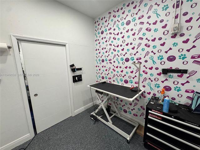 8347 NW 36th St, Doral, FL 33166