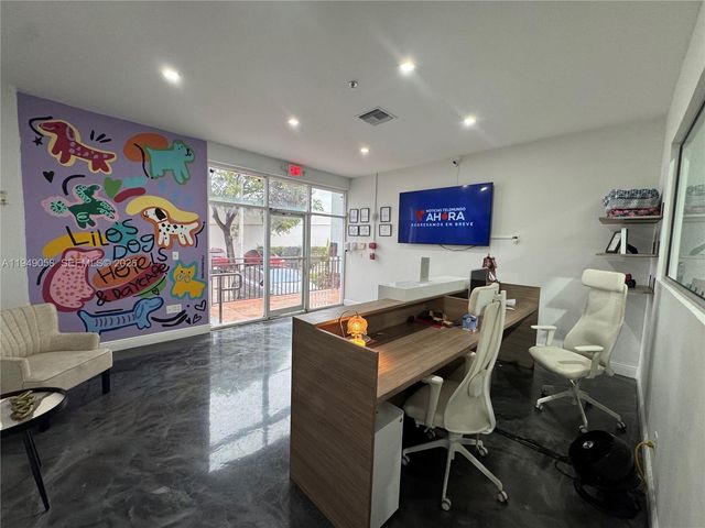 8347 NW 36th St, Doral, FL 33166