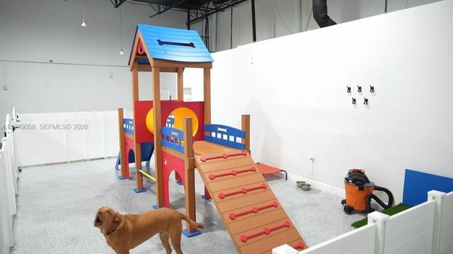 8347 NW 36th St, Doral, FL 33166