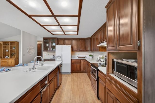 7649 El Modena Ave, Elverta, CA 95626
