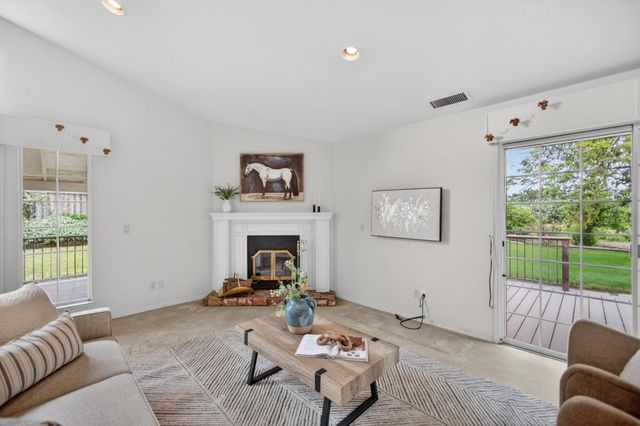 7649 El Modena Ave, Elverta, CA 95626